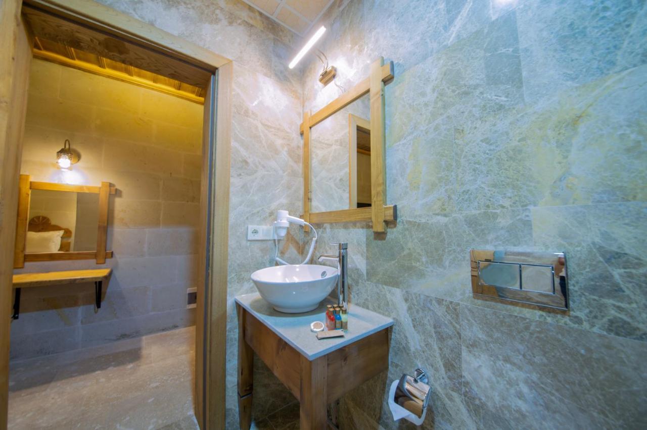 Remus Romulus Cappadocia Hotel Ючхисар Екстериор снимка