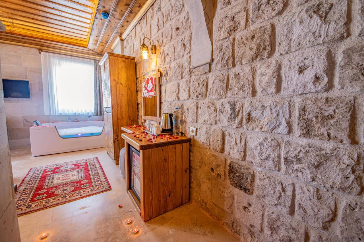 Remus Romulus Cappadocia Hotel Ючхисар Екстериор снимка