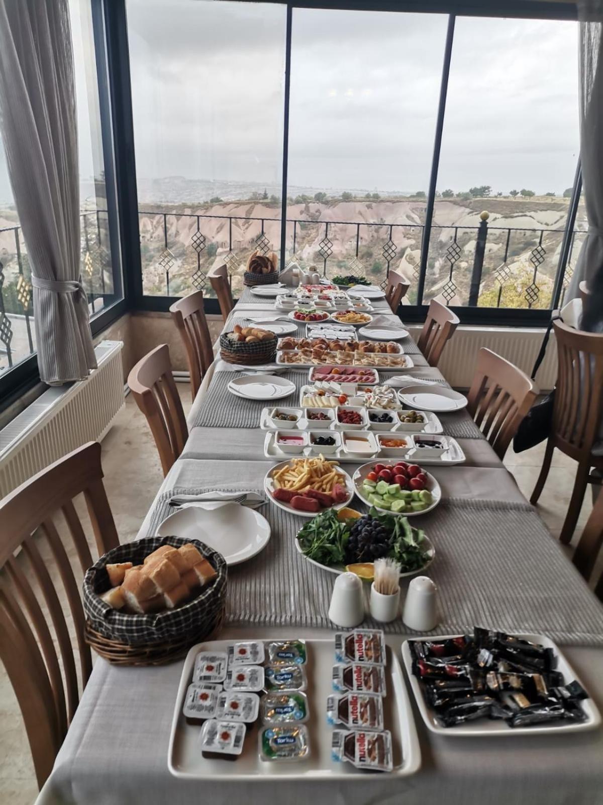 Remus Romulus Cappadocia Hotel Ючхисар Екстериор снимка
