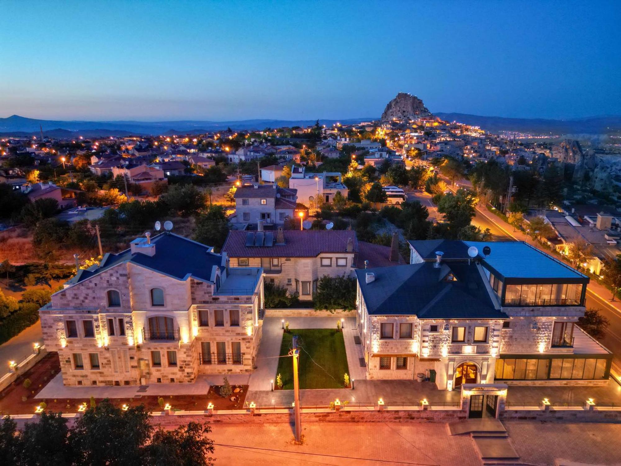 Remus Romulus Cappadocia Hotel Ючхисар Екстериор снимка