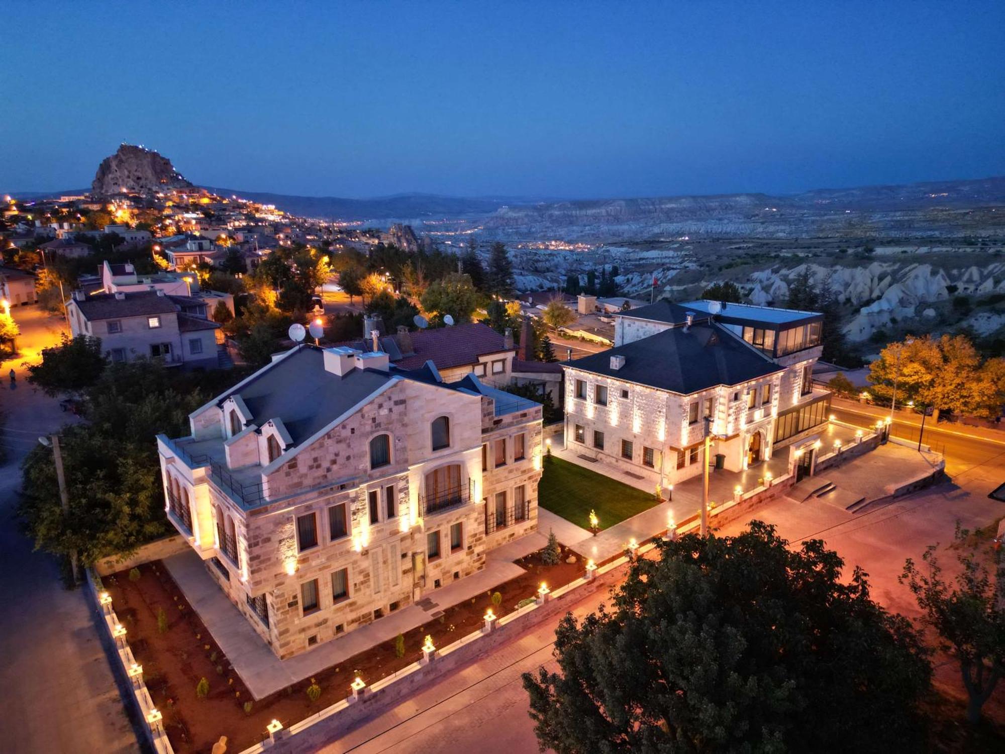 Remus Romulus Cappadocia Hotel Ючхисар Екстериор снимка