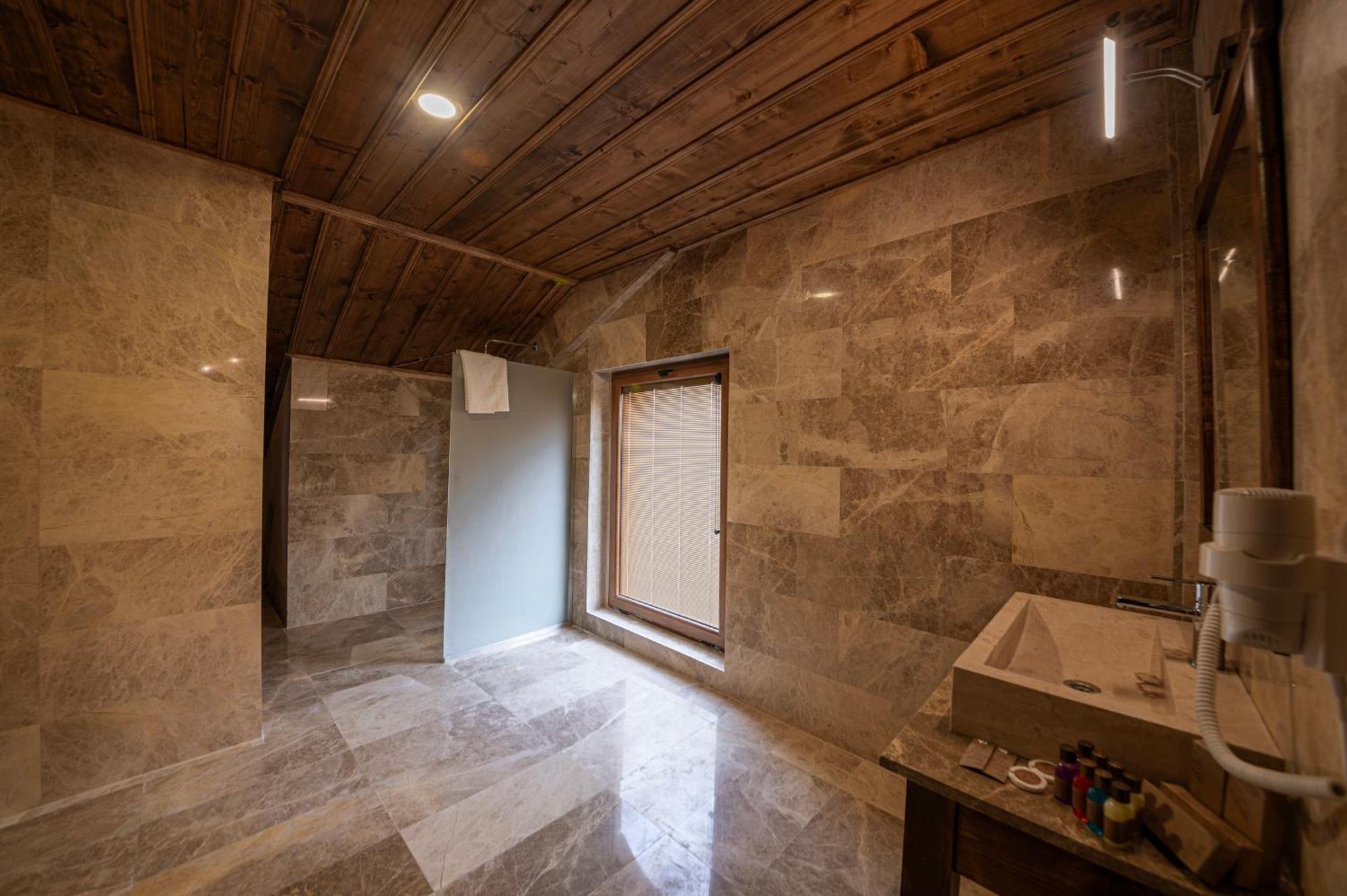 Remus Romulus Cappadocia Hotel Ючхисар Екстериор снимка
