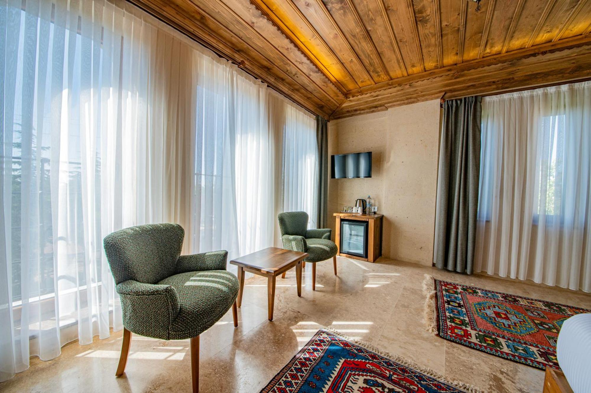 Remus Romulus Cappadocia Hotel Ючхисар Екстериор снимка